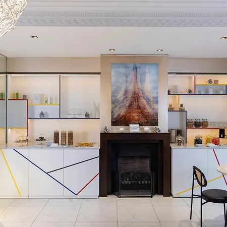 Le 7 Eiffel By Malone Parigi