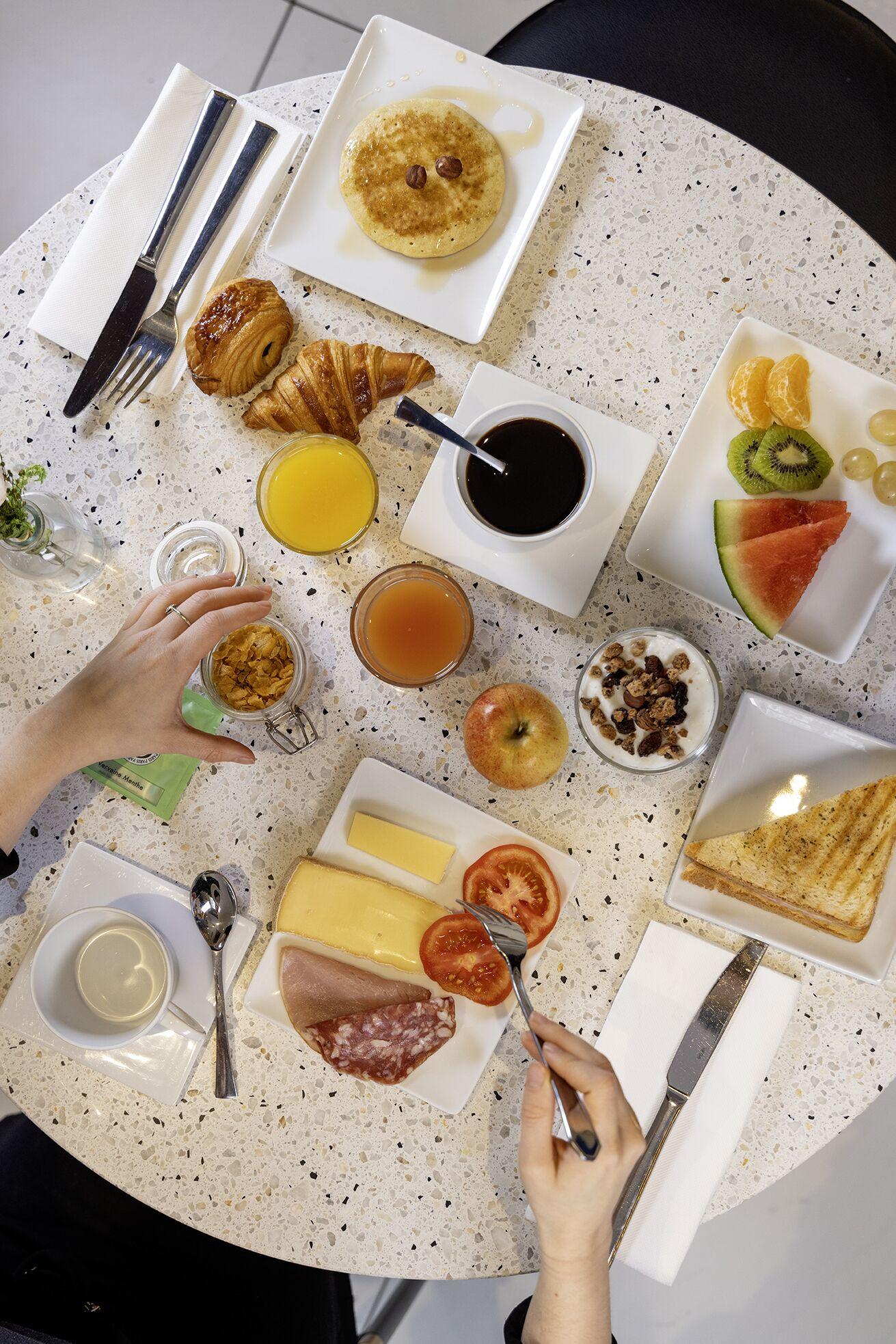 Hotel Le 7 Eiffel By Malone Paris
