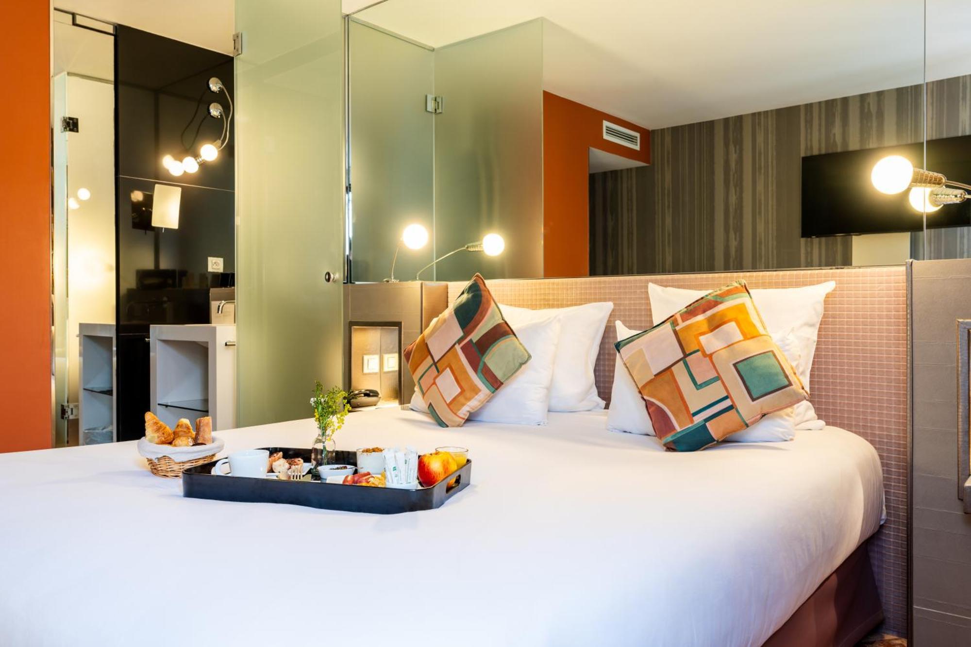 Le 7 Eiffel By Malone Hotel 4*